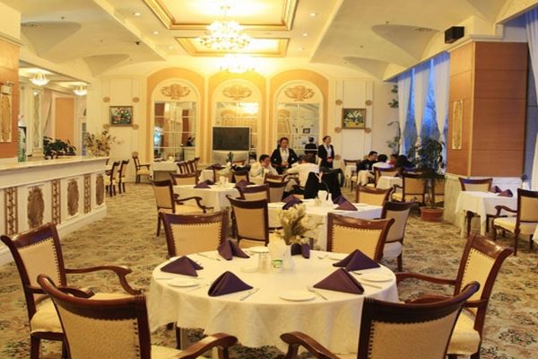 Xin Shi Dai Hotel (Yantai)